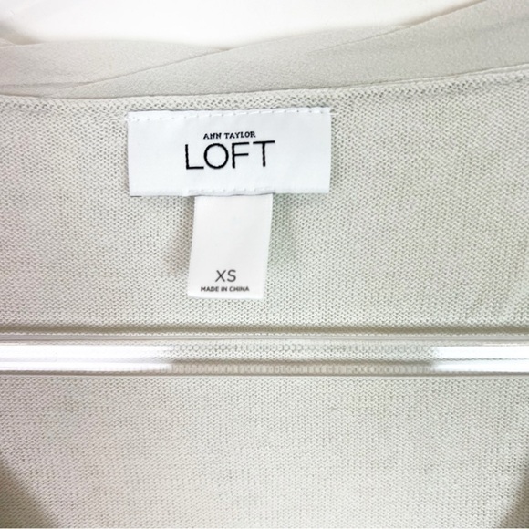 LOFT GRAY 3/4 SLEEVE SEQUIN KNIT BUTTON FRONT CARDIGAN SWEATER WOMENS SZ XS - Picture 2 of 5